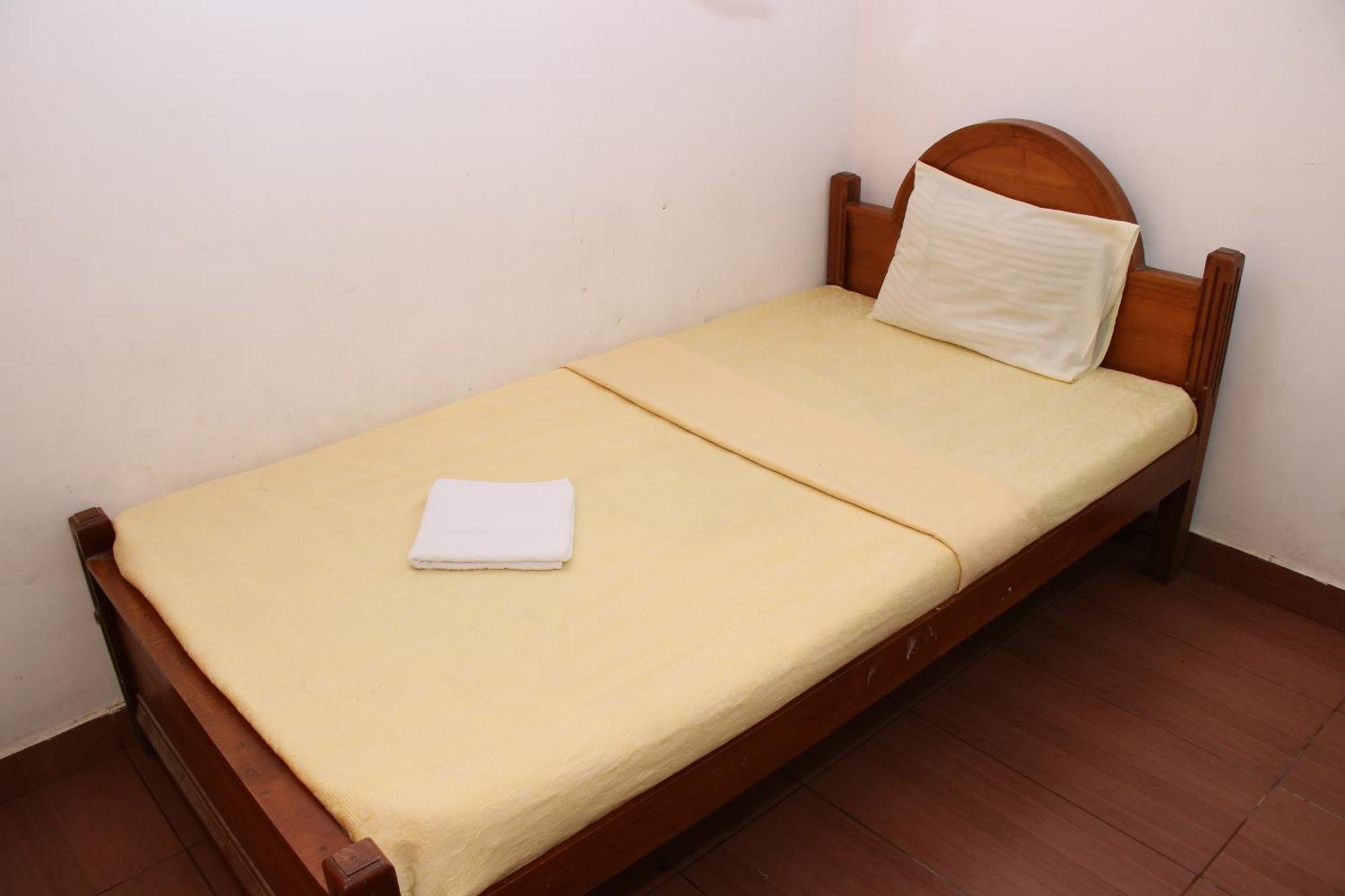 Caritas Rest Hotell Galle Exteriör bild